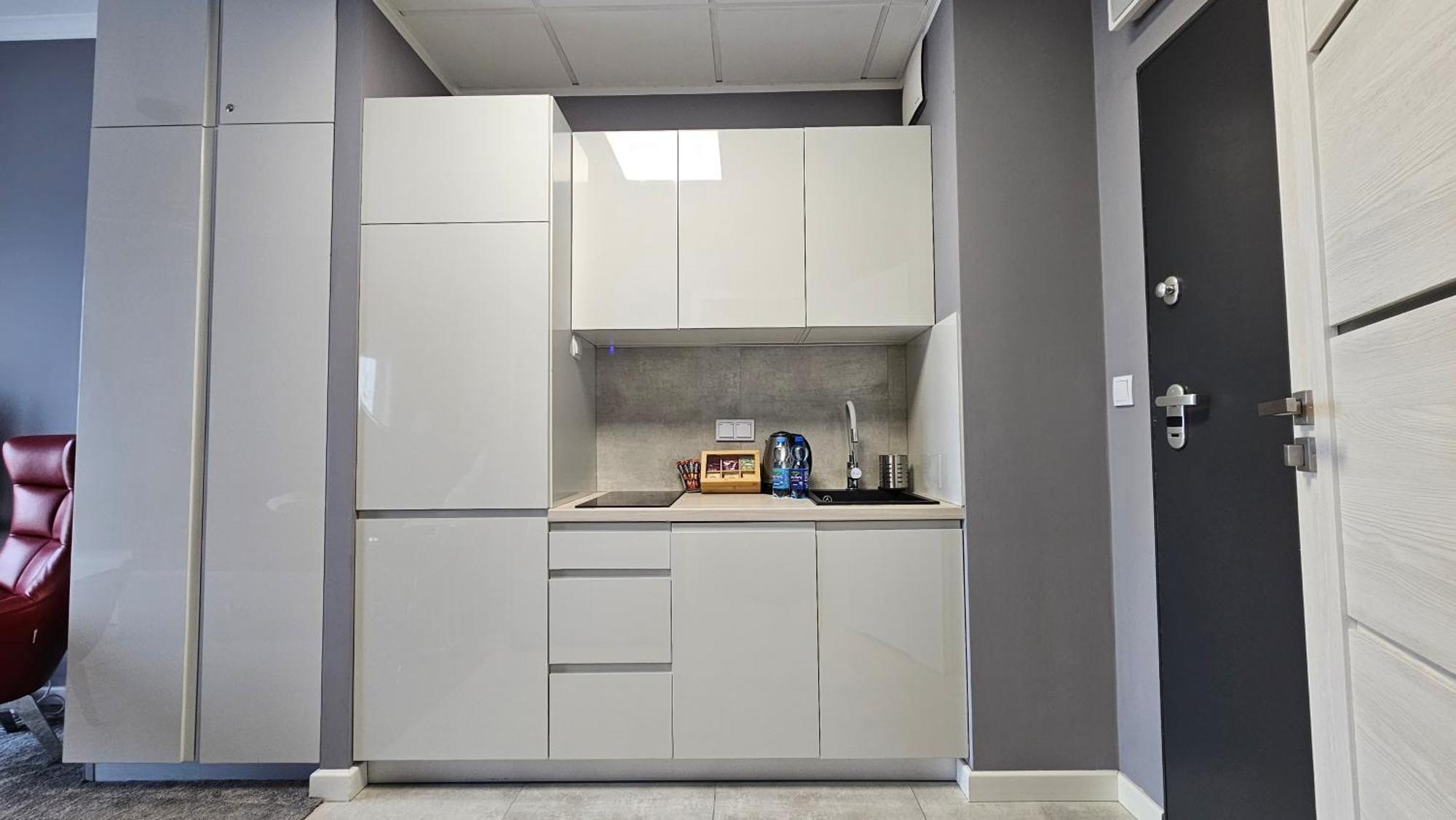 Apartamenty Wola Tower Na Prymasa - Z Widokiem Na City Варшава Екстериор снимка