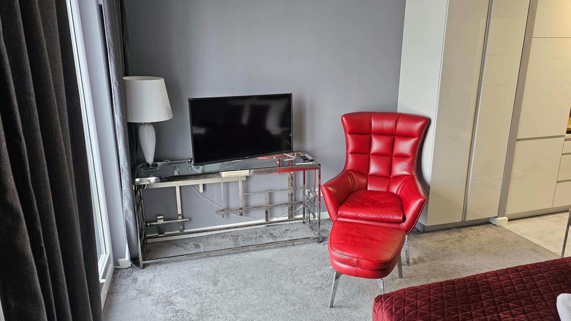 Apartamenty Wola Tower Na Prymasa - Z Widokiem Na City Варшава Екстериор снимка